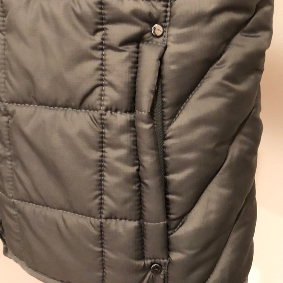 Ralph Lauren Puffer Vest - Picture 3 of 4